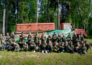 Аты-баты, все в солдаты…
